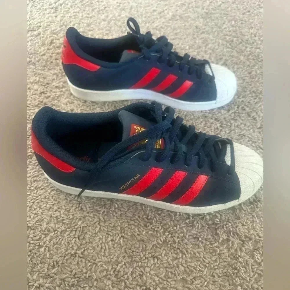 Adidas Superstar - Picture 2 of 5